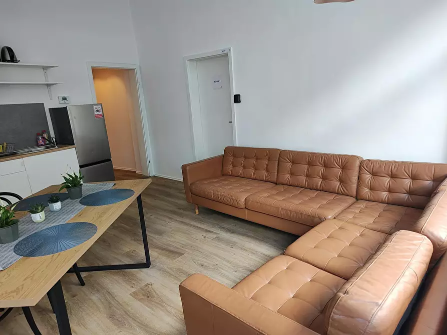 Immagine 3 di Camera condivisa in affitto  in Franz-Arens-Straße a Essen