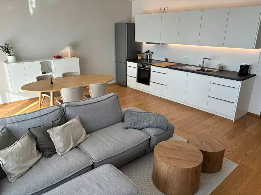 Immagine 3 di Appartamento in affitto  in Friederike-Nadig-Allee a München