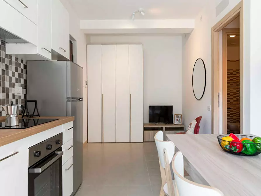 Immagine 7 di Appartamento in affitto  in Via Gardone a Milano