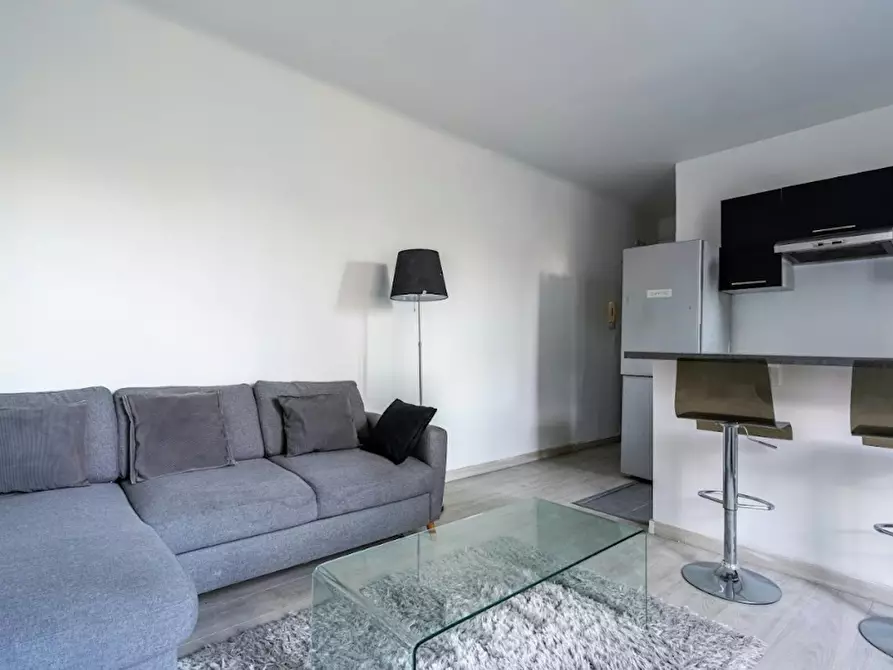 Immagine 1 di Appartamento in affitto  in Rue Jean Jaurès a Puteaux