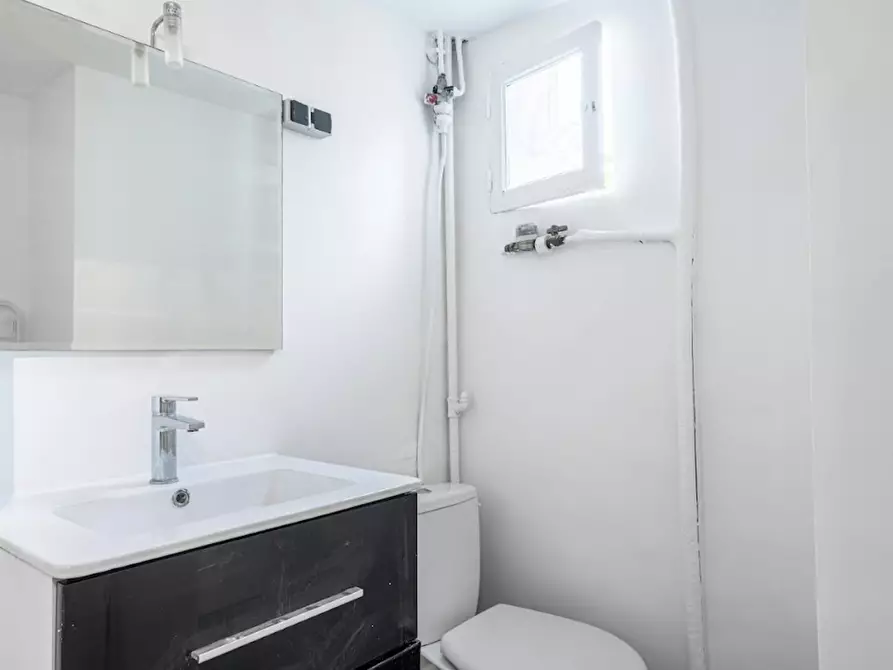 Immagine 3 di Appartamento in affitto  in Rue Jean Jaurès a Puteaux