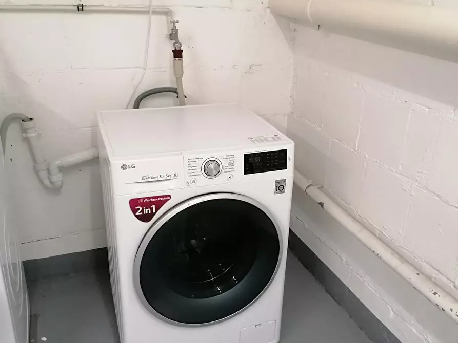 Immagine 9 di Camera in affitto  in Buchrainstraße a Frankfurt am Main