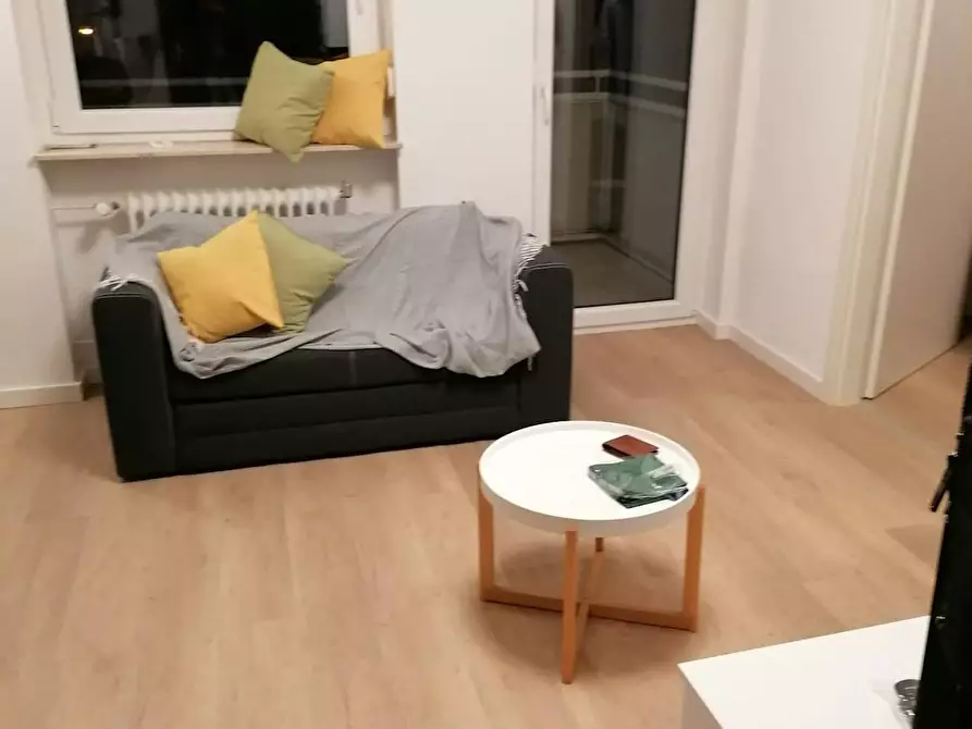 Immagine 6 di Camera in affitto  in Buchrainstraße a Frankfurt am Main
