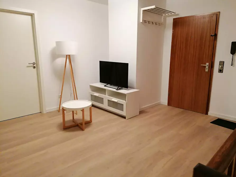 Immagine 5 di Camera in affitto  in Buchrainstraße a Frankfurt am Main