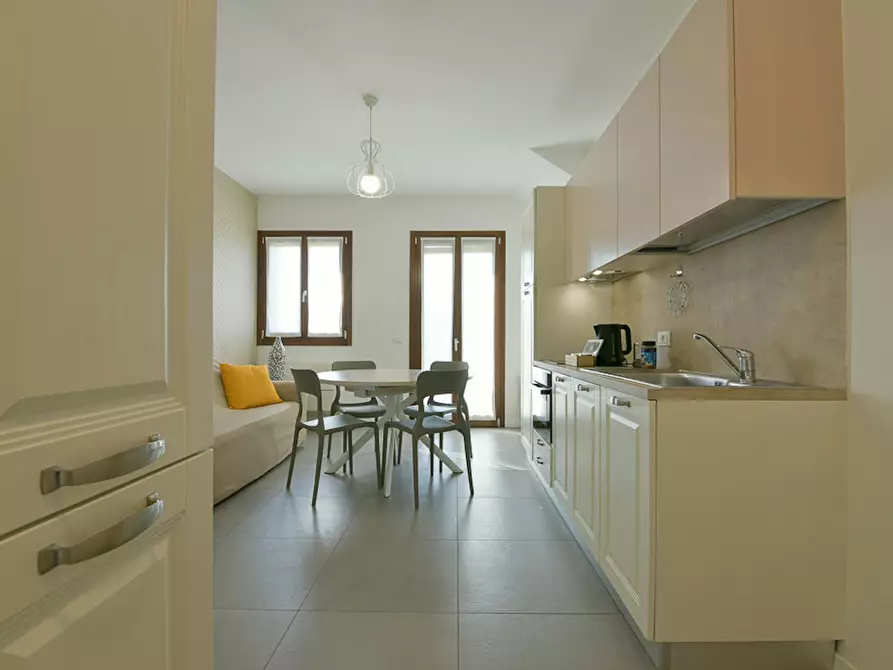 Immagine 9 di Appartamento in affitto  in Via Orlanda a Venezia