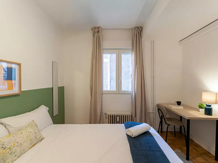 Immagine 1 di Camera in affitto  in Avenida de la Ciudad de Barcelona a Madrid