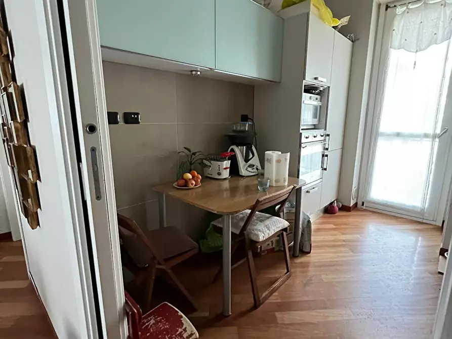 Immagine 8 di Camera in affitto  in Via IV Novembre a Bergamo