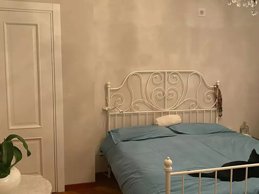 Immagine 1 di Camera in affitto  in Via IV Novembre a Bergamo