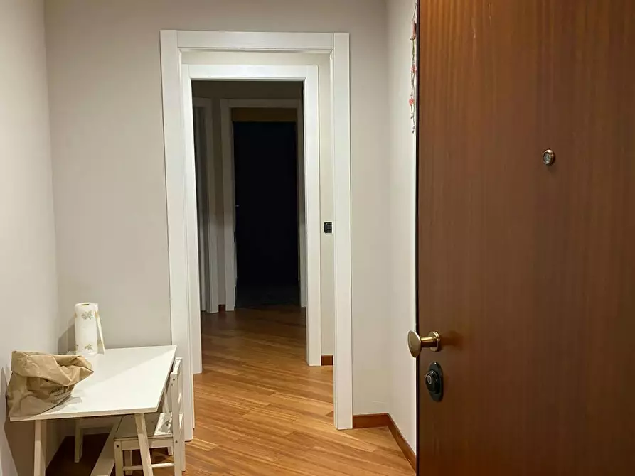 Immagine 10 di Camera in affitto  in Via IV Novembre a Bergamo