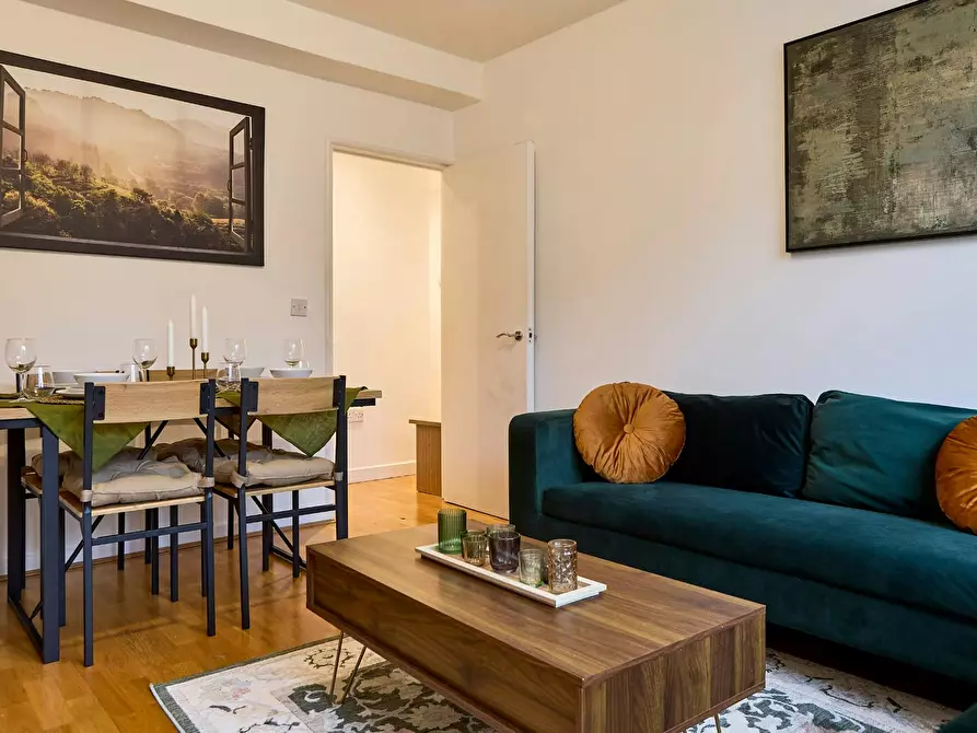 Immagine 5 di Appartamento in affitto  in Camden Park Road a Camden Town