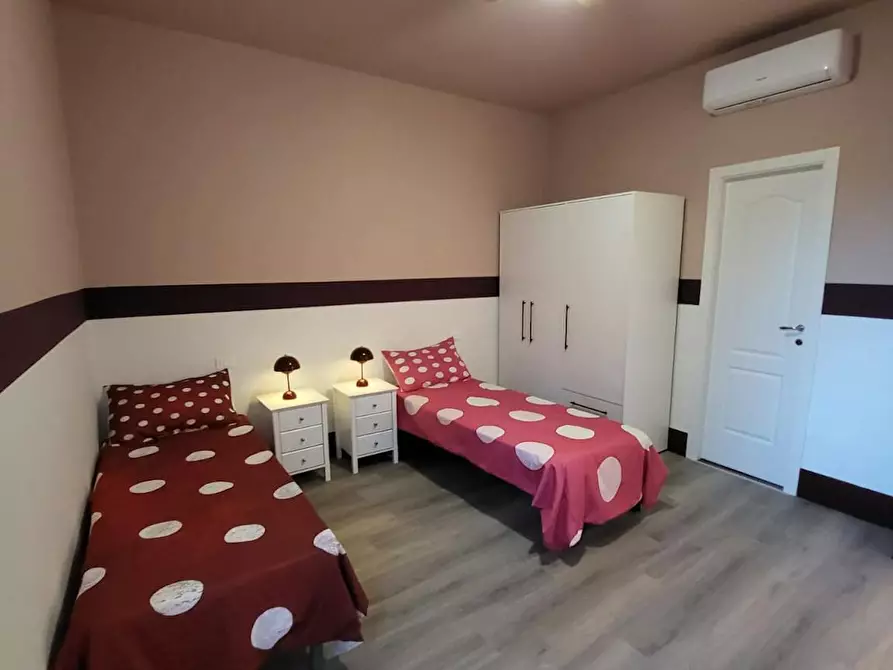 Immagine 1 di Camera condivisa in affitto  in Via di Mezzo a Firenze