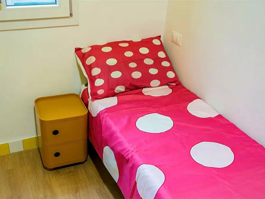 Immagine 8 di Camera condivisa in affitto  in Via di Mezzo a Firenze