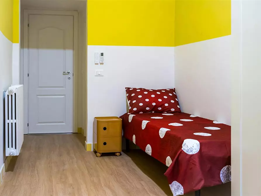 Immagine 4 di Camera condivisa in affitto  in Via di Mezzo a Firenze