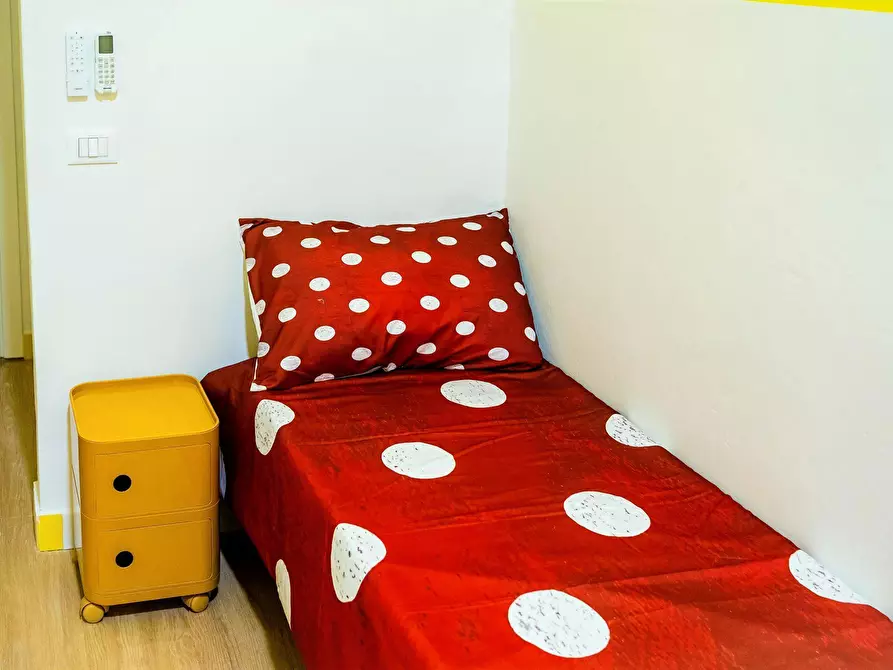 Immagine 5 di Camera condivisa in affitto  in Via di Mezzo a Firenze