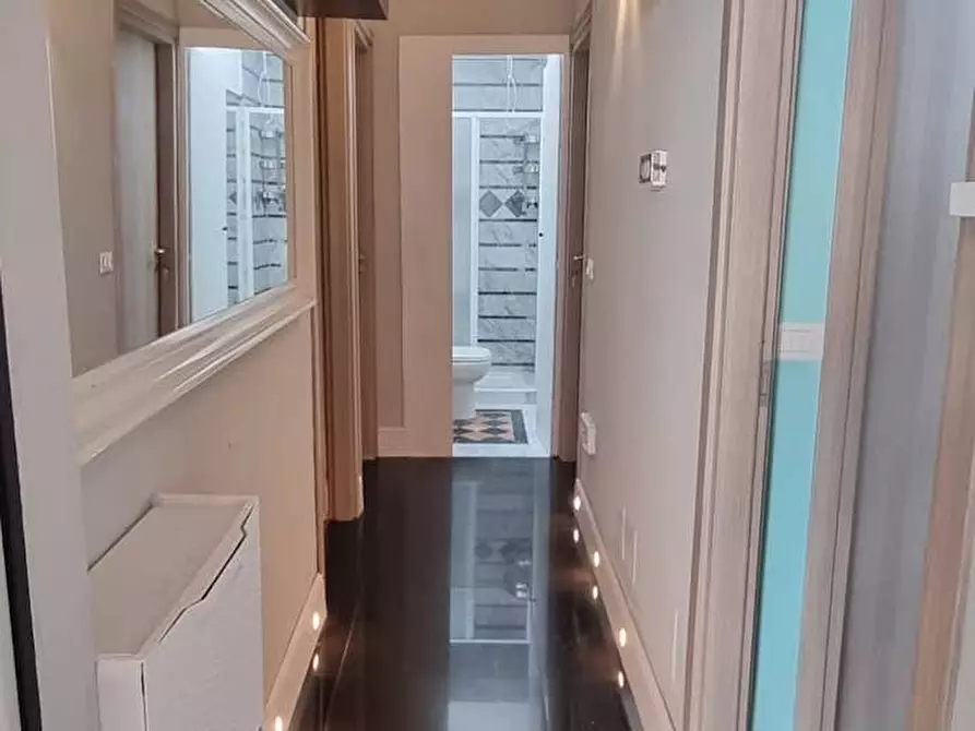 Immagine 6 di Camera in affitto  in Via San Zanobi a Firenze