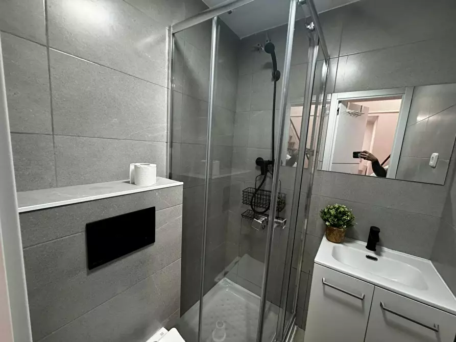 Immagine 10 di Camera in affitto  in Calle de Hortaleza a Madrid