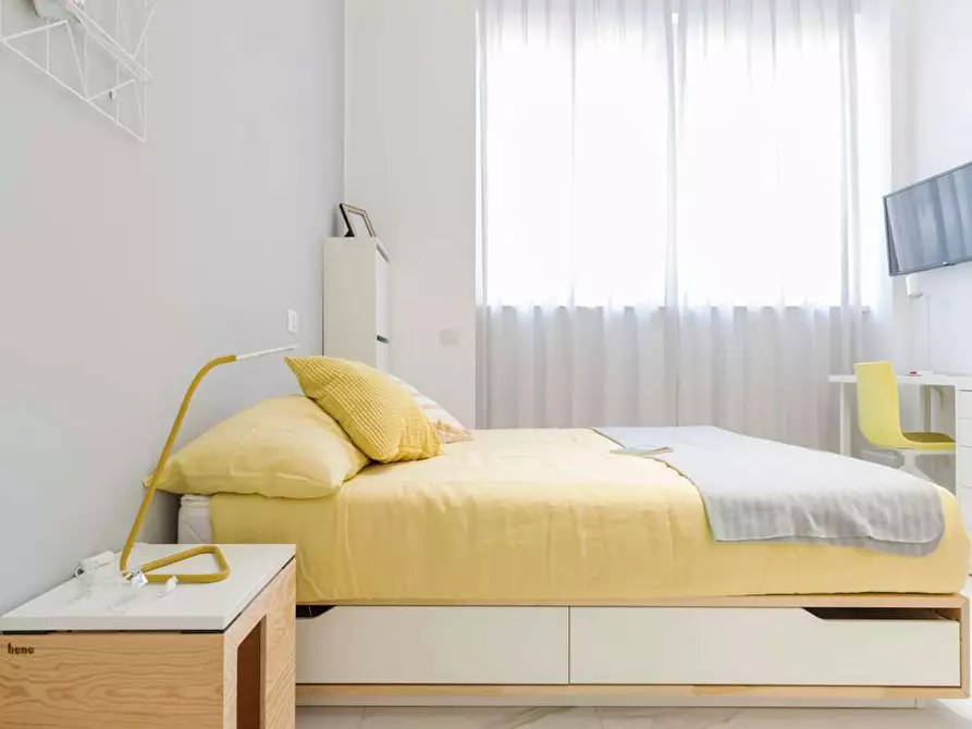 Immagine 1 di Camera in affitto  in Viale Bligny a Milano