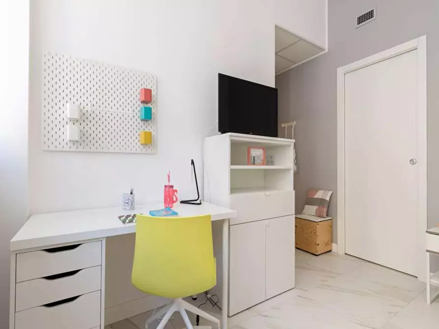 Immagine 6 di Camera in affitto  in Viale Bligny a Milano