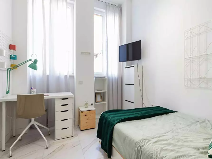 Immagine 3 di Camera in affitto  in Viale Bligny a Milano