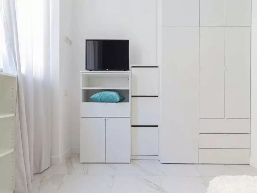 Immagine 6 di Camera in affitto  in Viale Bligny a Milano