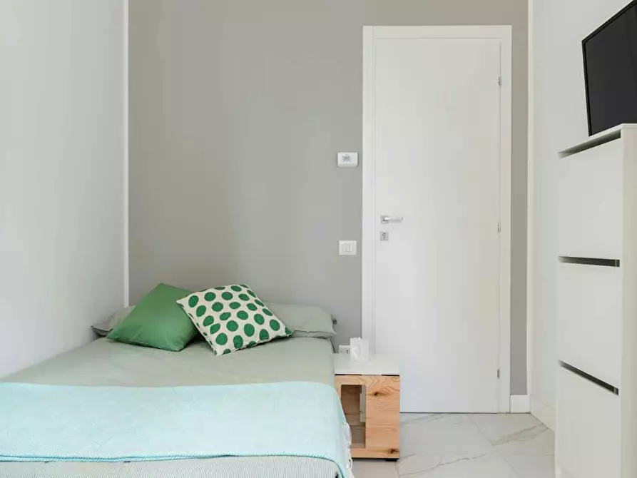 Immagine 3 di Camera in affitto  in Viale Bligny a Milano