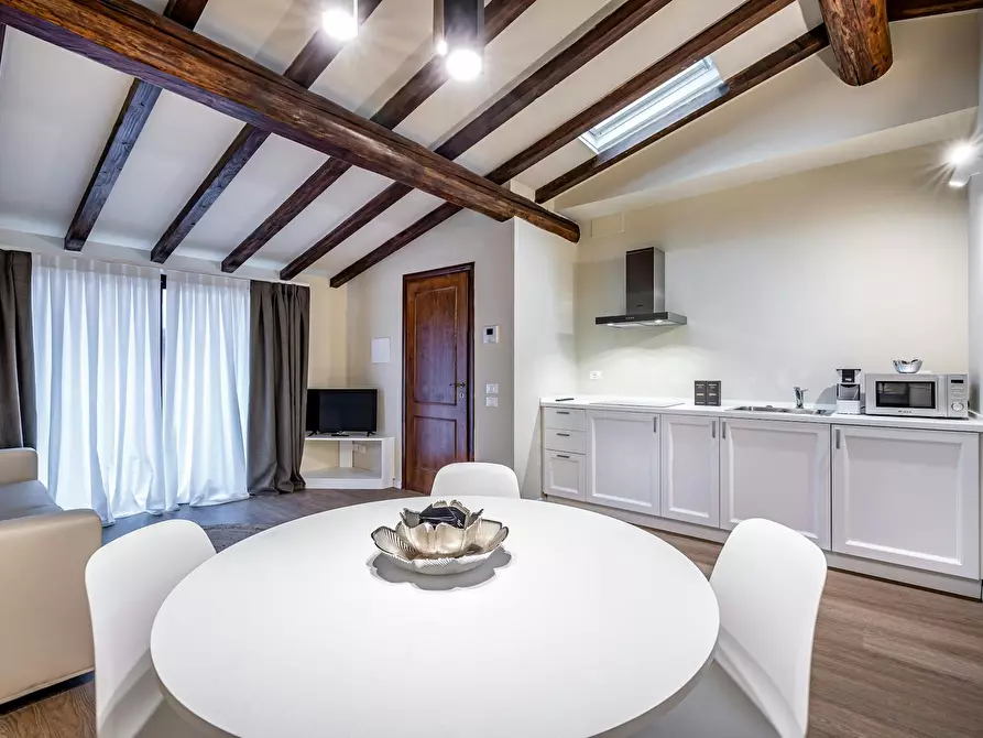 Immagine 4 di Appartamento in affitto  in Via Buonconti a Prato