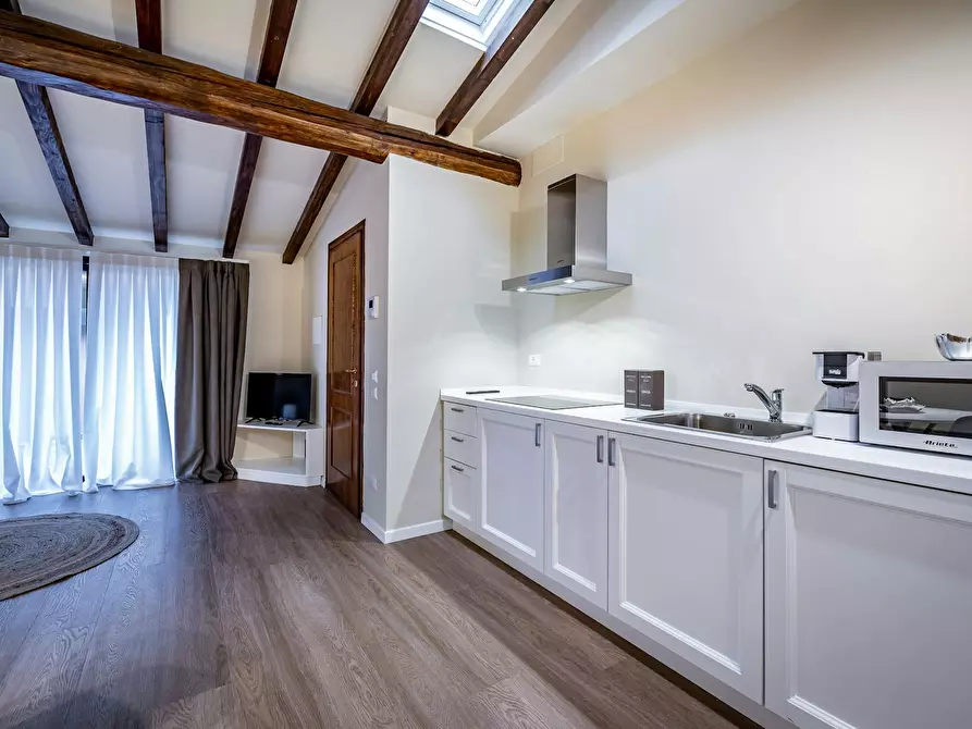 Immagine 8 di Appartamento in affitto  in Via Buonconti a Prato