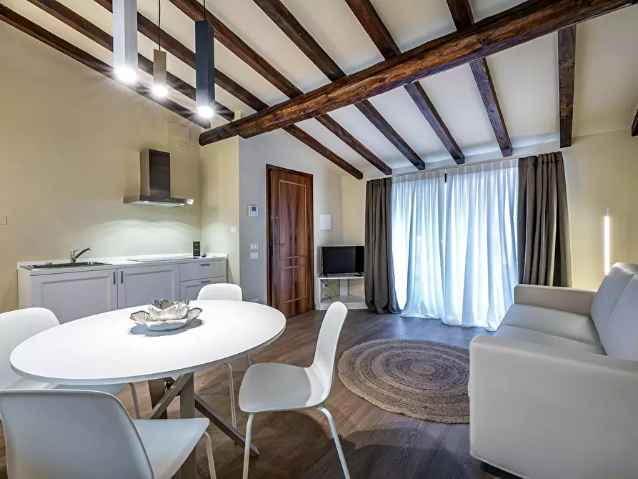 Immagine 6 di Appartamento in affitto  in Via Buonconti a Prato