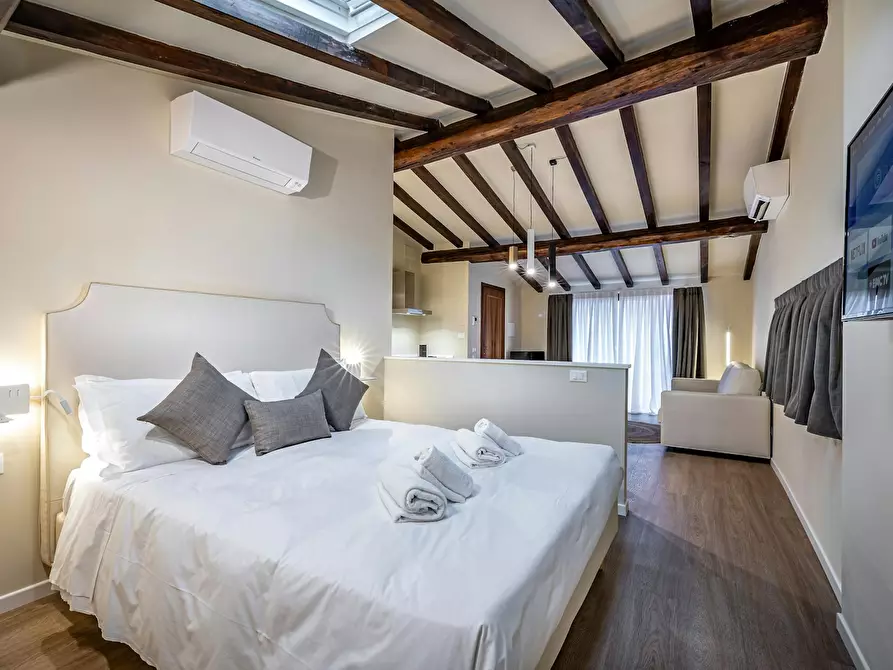 Immagine 9 di Appartamento in affitto  in Via Buonconti a Prato