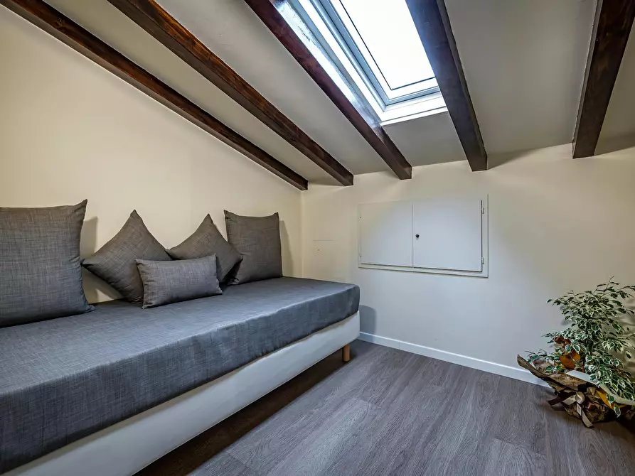 Immagine 10 di Appartamento in affitto  in Via Buonconti a Prato