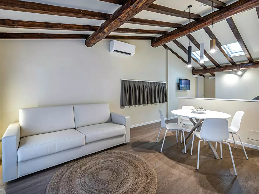 Immagine 3 di Appartamento in affitto  in Via Buonconti a Prato