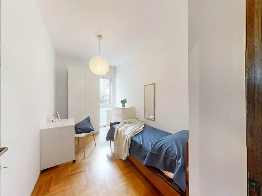 Immagine 1 di Camera in affitto  in Via Raggio di Sole a Padova