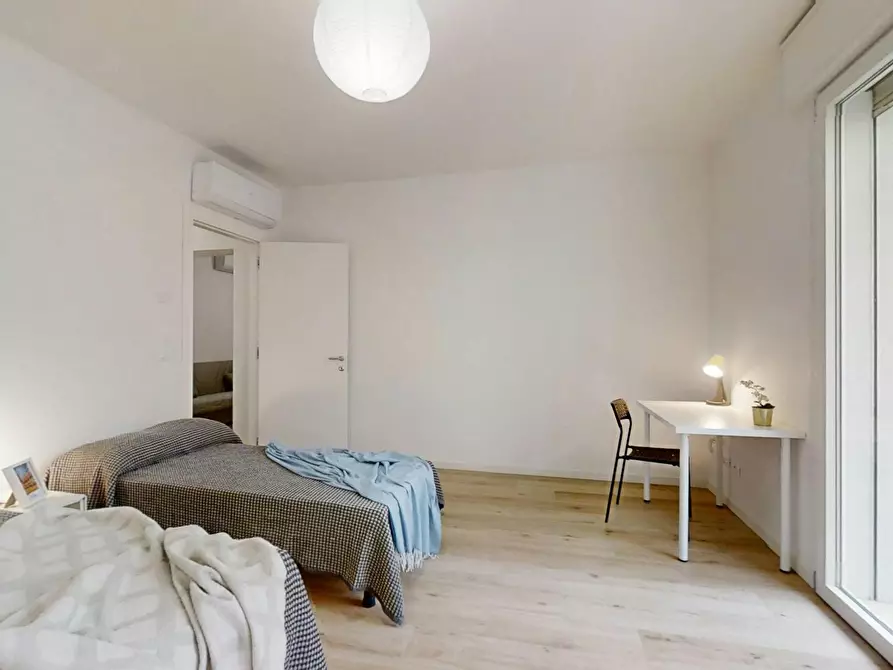 Immagine 5 di Camera in affitto  in Via Armistizio a Padova