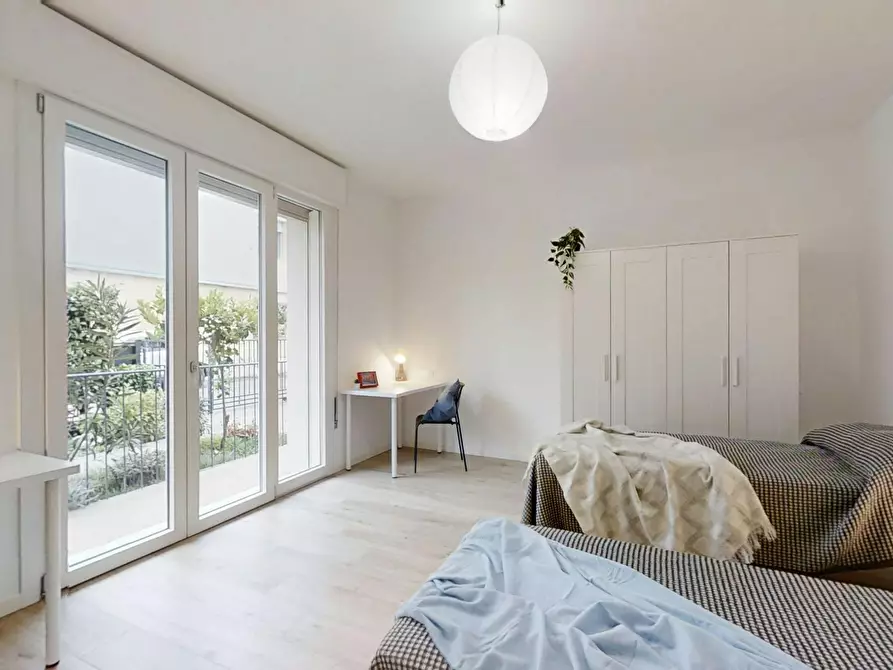 Immagine 2 di Camera in affitto  in Via Armistizio a Padova