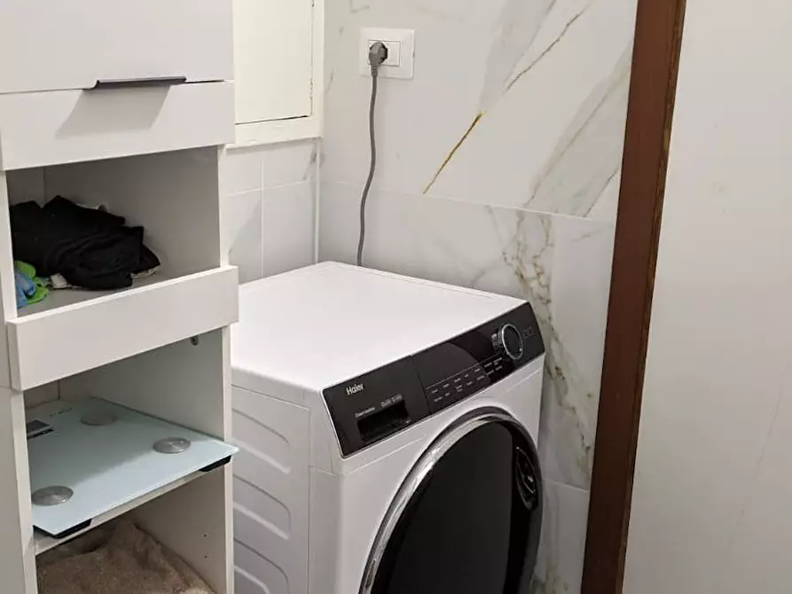 Immagine 3 di Appartamento in affitto  in Via Lorenzo Il Magnifico a Firenze