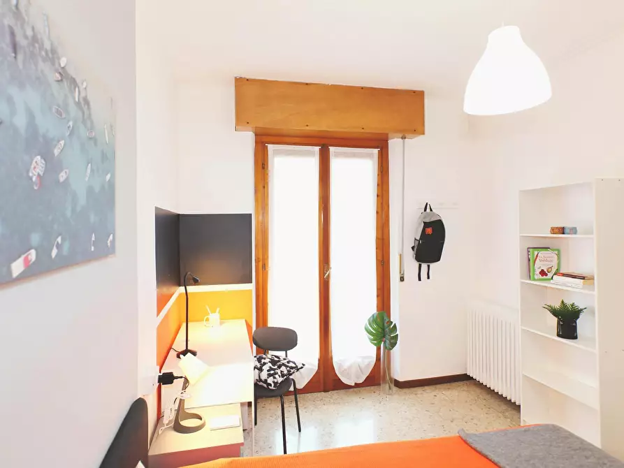 Immagine 2 di Camera in affitto  in Via Privata Nino Castelli a Lecco