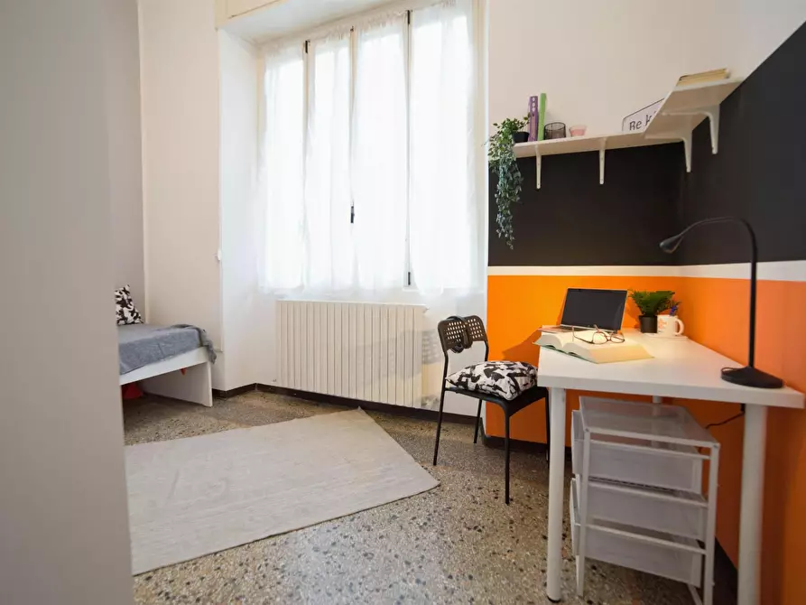 Immagine 3 di Camera in affitto  in Via Belvedere a Lecco