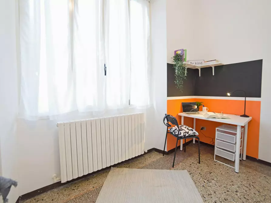Immagine 2 di Camera in affitto  in Via Belvedere a Lecco