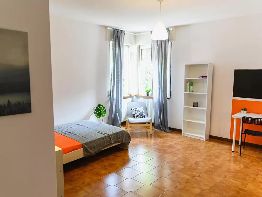 Immagine 5 di Camera in affitto  in Corso Carlo Alberto a Lecco