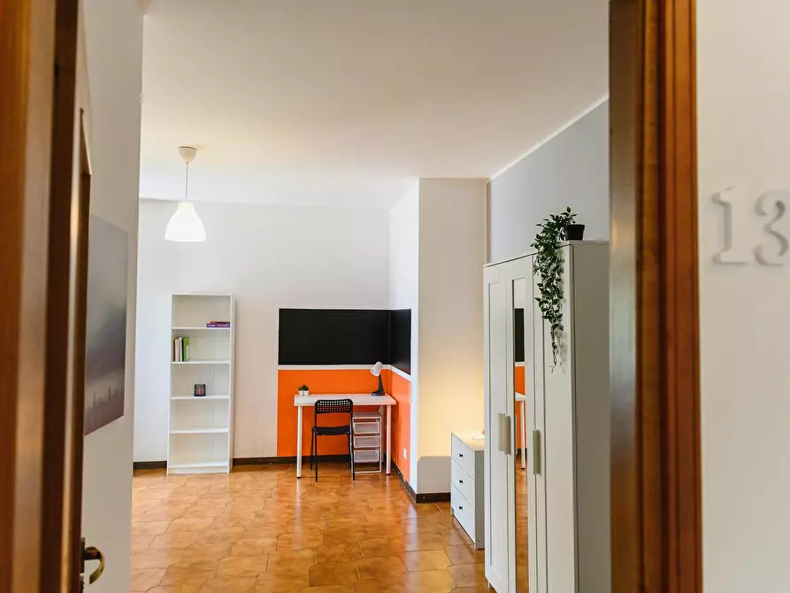 Immagine 2 di Camera in affitto  in Corso Carlo Alberto a Lecco