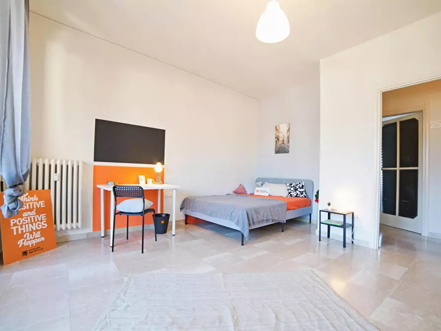 Immagine 2 di Camera in affitto  in Via Salvatore Sassi a Lecco