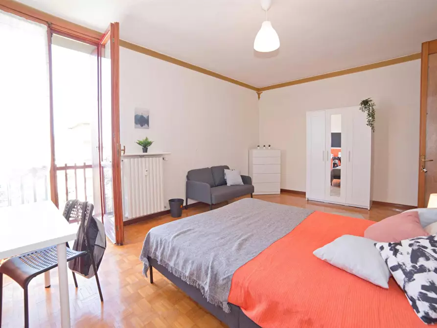 Immagine 3 di Camera in affitto  in Via Belvedere a Lecco