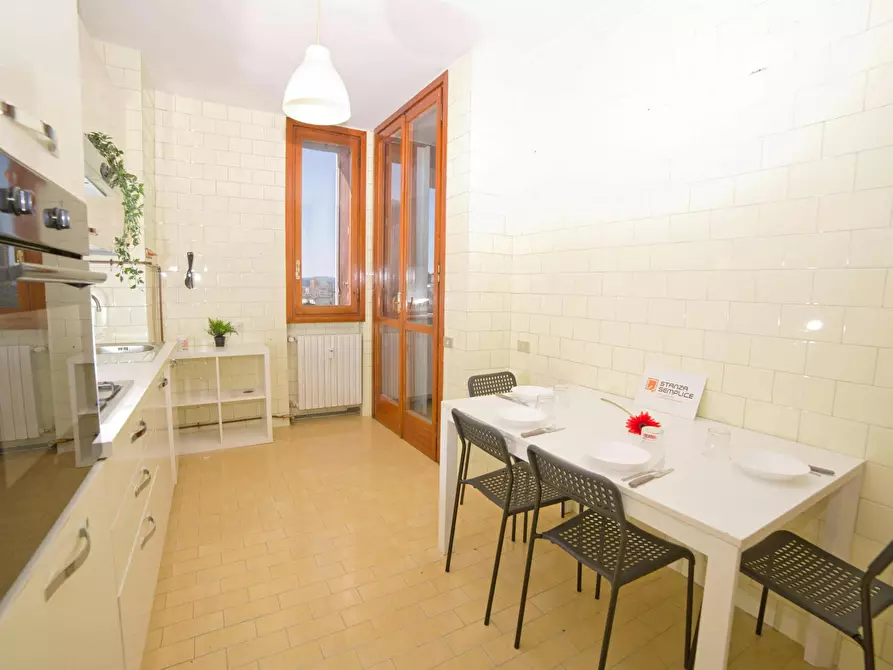 Immagine 6 di Camera in affitto  in Via Belvedere a Lecco