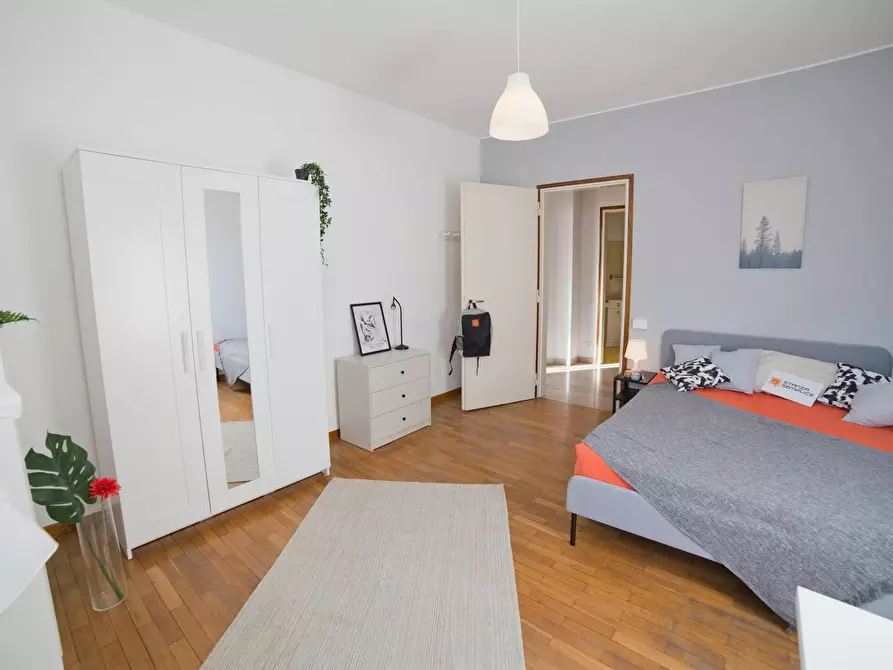 Immagine 6 di Camera in affitto  in Via Giuseppe Resinelli a Lecco