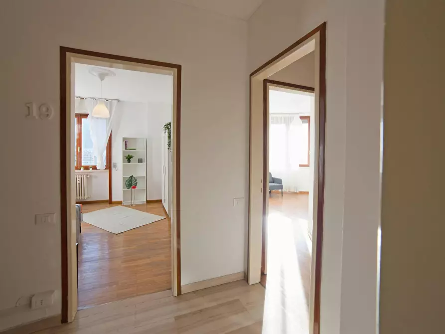 Immagine 4 di Camera in affitto  in Via Giuseppe Resinelli a Lecco