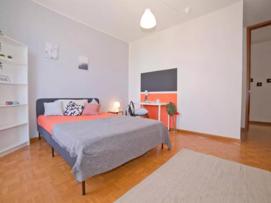 Immagine 2 di Camera in affitto  in Via Belvedere a Lecco