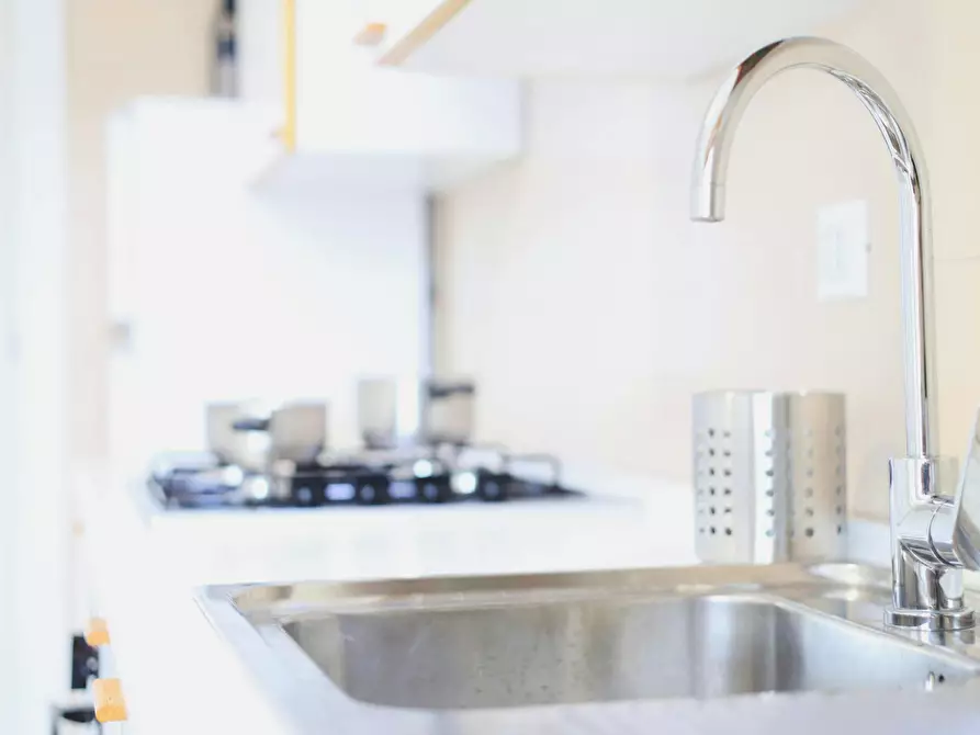 Immagine 10 di Camera in affitto  in Via Privata Nino Castelli a Lecco