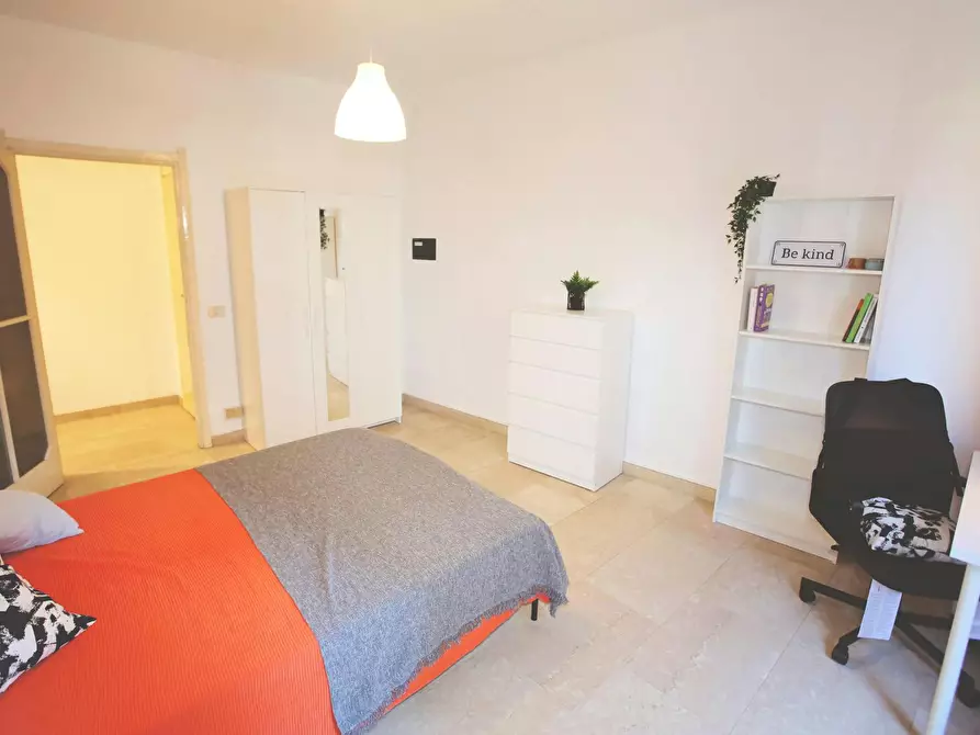 Immagine 4 di Camera in affitto  in Via Salvatore Sassi a Lecco