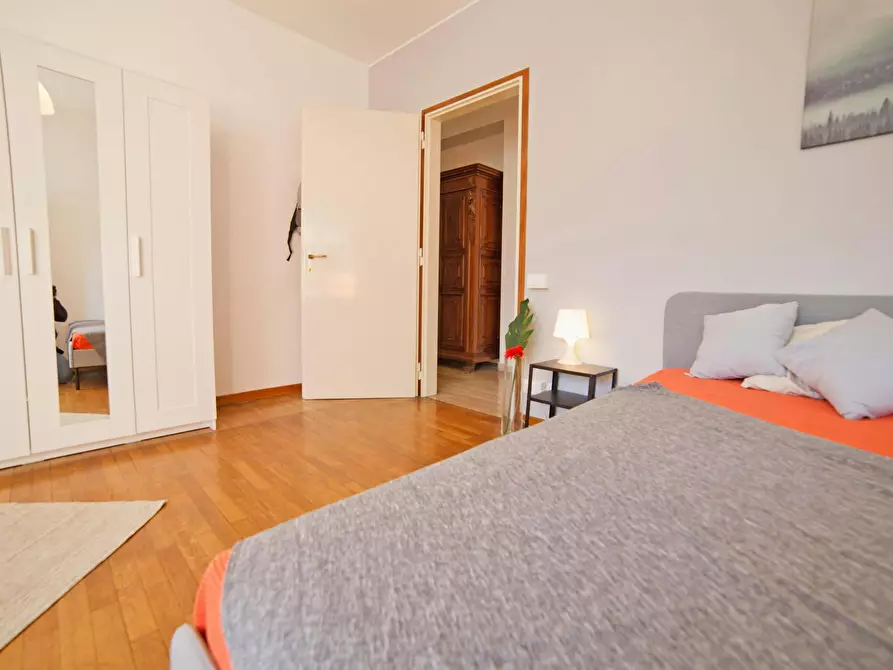 Immagine 5 di Camera in affitto  in Via Giuseppe Resinelli a Lecco
