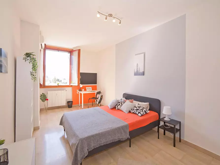 Immagine 1 di Camera in affitto  in Via Belvedere a Lecco
